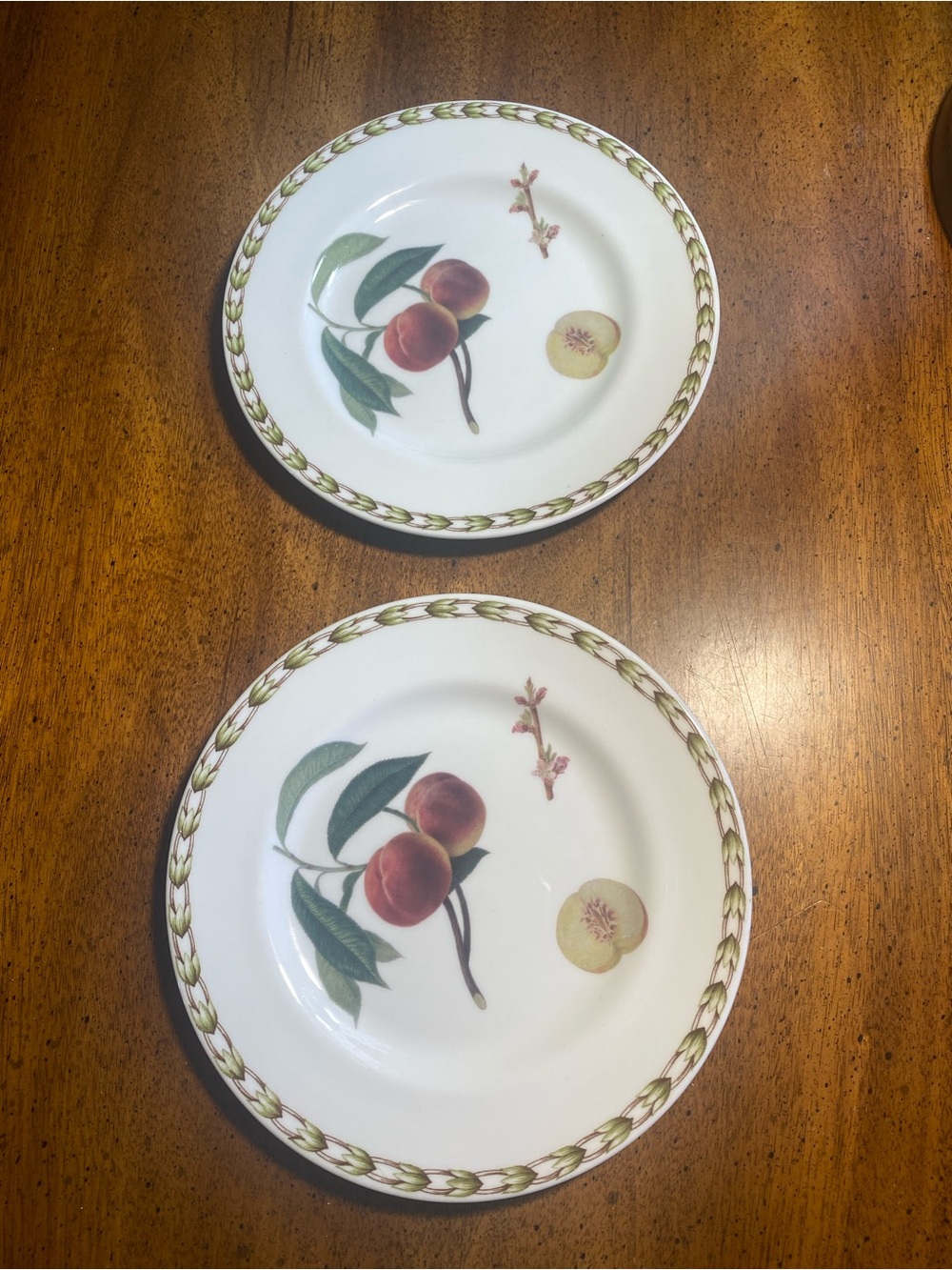 Queens Hooker Fruit Peach 6 1/2” B& B plates- Set of 2